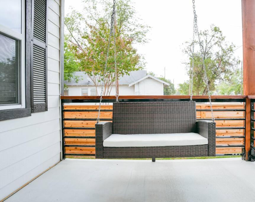 Lamar Villa-3 Bed 2.5 Bath With Outdoor Kitchen 圣安东尼奥 外观 照片
